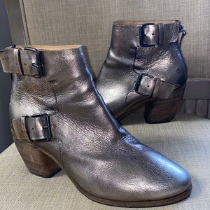 Marsey ankle booties metallic size 40.5